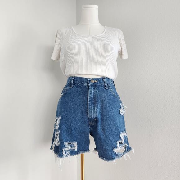 Wrangler Relaxed Fit High Waisted Distressed Denim Jean Shorts Ripped 32–33 - Picture 1 of 16
